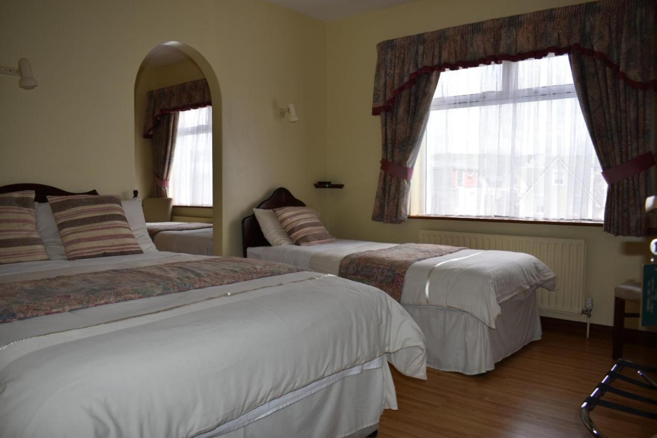 Cois Farraige Bed & Breakfast Lahinch Dış mekan fotoğraf