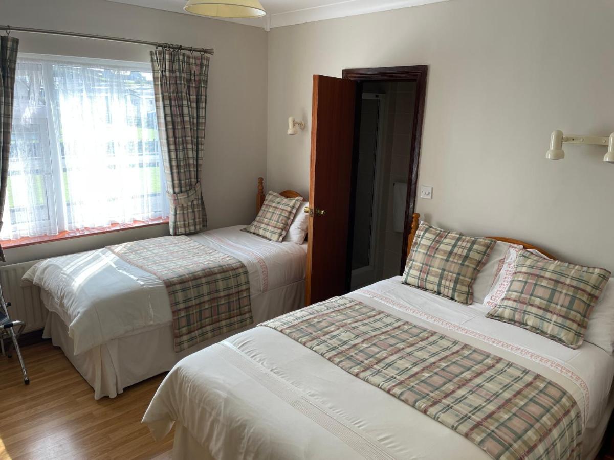 Cois Farraige Bed & Breakfast Lahinch Dış mekan fotoğraf